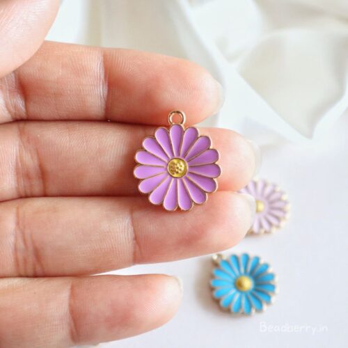 Lavender Daisy Charm