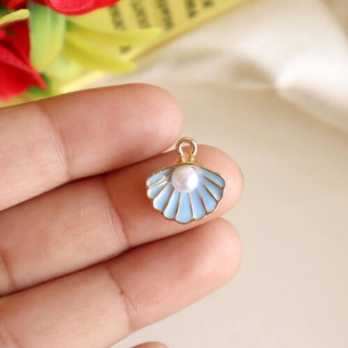 Pearl Studded Sea Shell Charm/Pendant