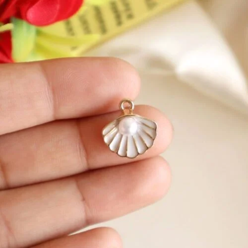 Pearl Studded Sea Shell Charm/Pendant