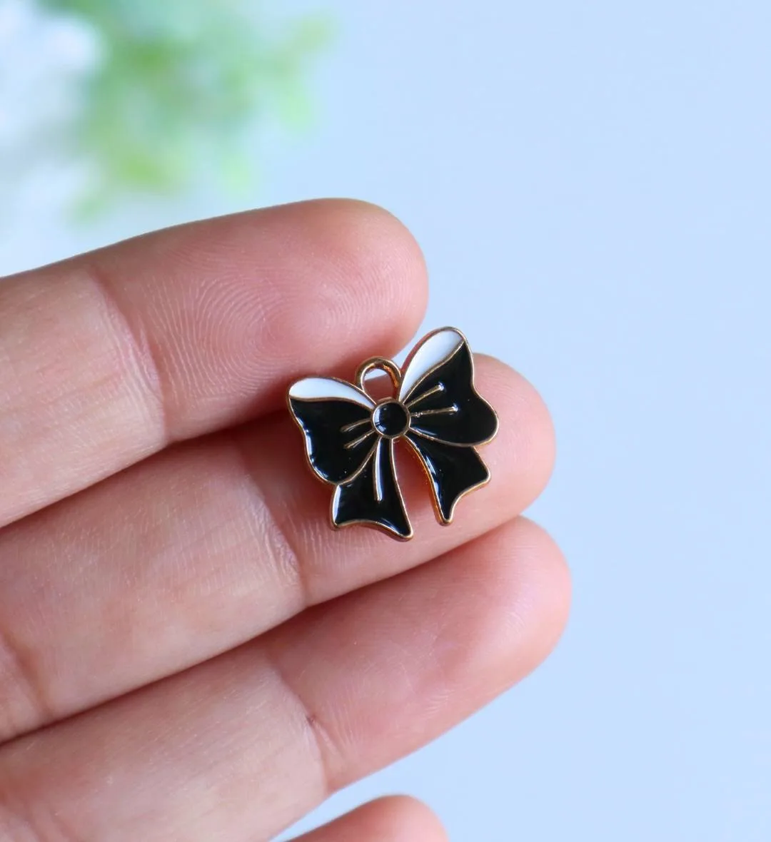 Cute Ribbon Bow Charms