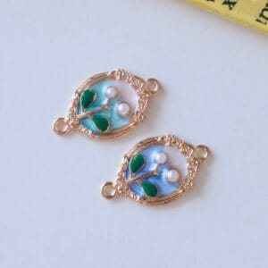Vintage Style Leaf & Pearl Charms