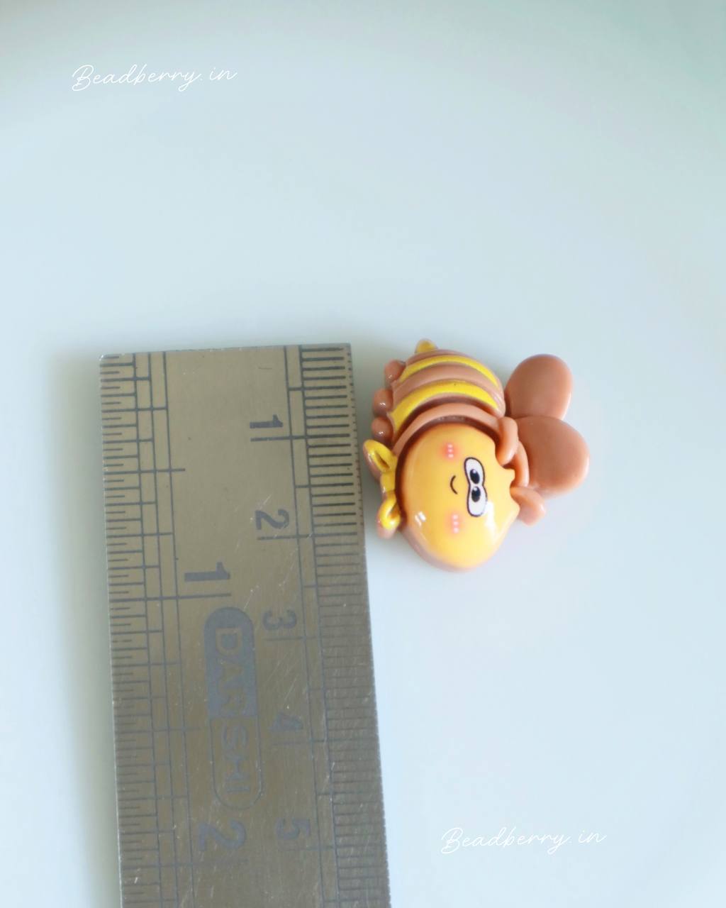 Bumble Bee Flatback Charm